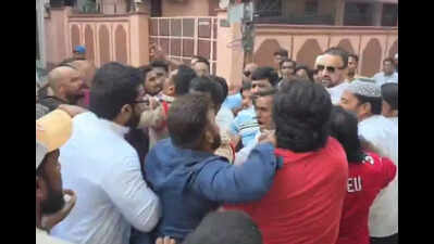 MIM, Cong cadre clash in Nampally
