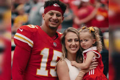 Patrick Mahomes Shared a Heartwarming Moment With His Daughter Before their Game Against the New Orleans Saints