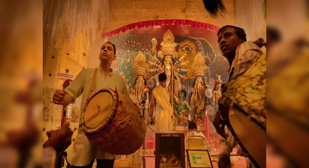 Durga Puja makes historic debut at Times Square, New York City; watch video here