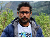 Shoojit Sircar congratulates National Award winners