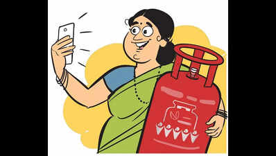 Free LPG from Cong neta as ‘festive sop’