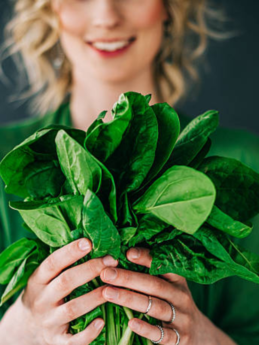 Iron Up: Why Spinach is a Must-Eat for Energy and Fighting Anemia