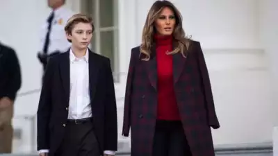 Barron Trump was denied a bank account because of “Cancel Mob,” Melania reveals in her memoir