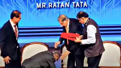 When Narayana Murthy touched Ratan Tata's feet