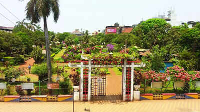 Locals slam restaurant-in-garden bid, want sanctity of Margao’s iconic space retained