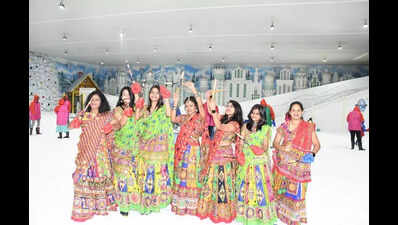 Creative twists to Hyderabad’s Garba pandals