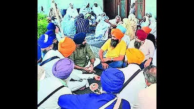 Sikh activist shot dead near Behbal Kalan, kin say won’t cremate him