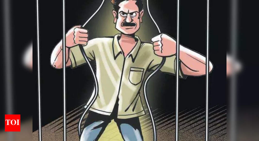 5 undertrial prisoners escape from Assam jail using bed sheets