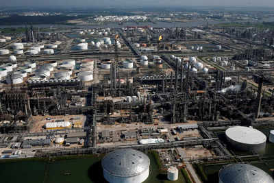 Two dead and several injured in deadly gas leak at Pemex refinery in Texas