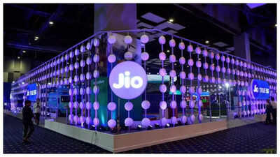 Reliance Jio launches international packs starting at Rs 39 for these countries
