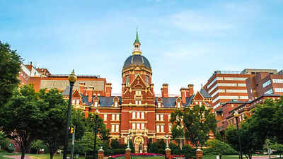 University of Pennsylvania vs. Johns Hopkins University: Which Excels in World-Class Nursing Education and Paves the Way for a Rewarding Career?