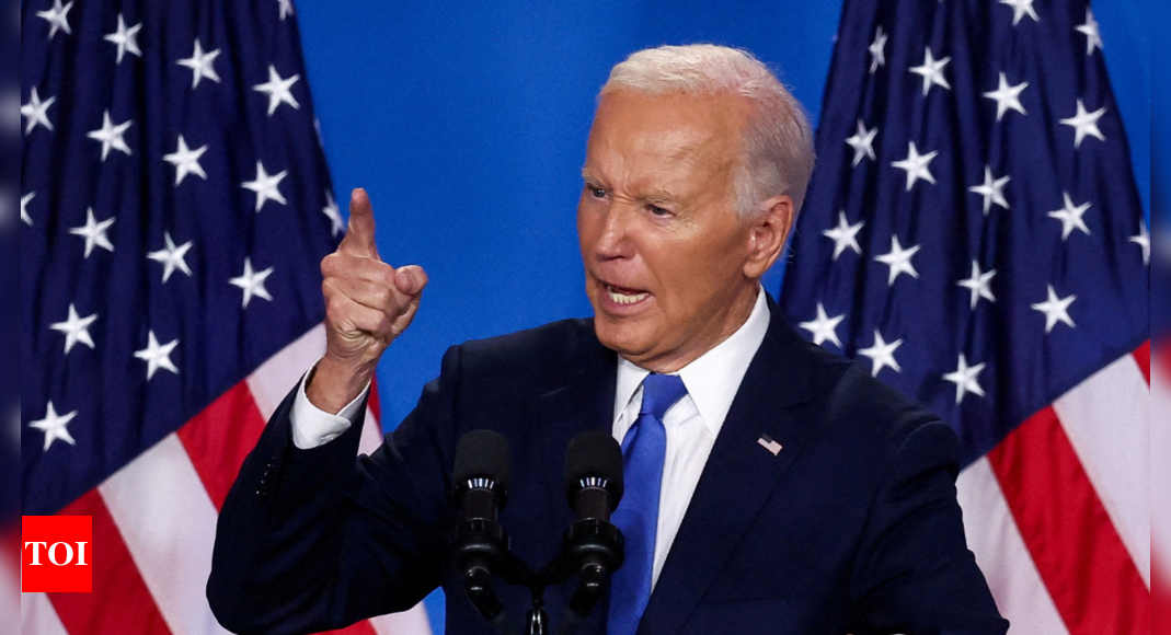 Joe Biden: Biden calls secretary his ‘Boss’ and refers to VP Harris as ‘President’ during Hurricane briefing