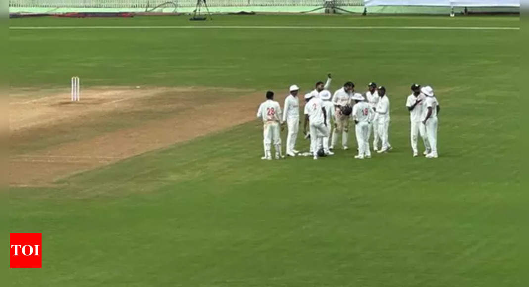 Ranji Trophy: Bhargav Bhatt’s triple strike gives Baroda edge over Mumbai | Cricket News – Times of India