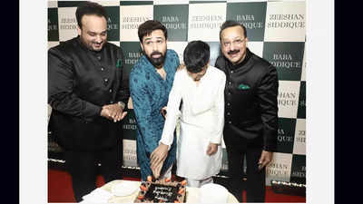 Baba Siddique's last Iftar party had a special surprise for actor Emraan Hashmi