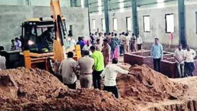 9 buried alive as mud caves in at construction site in Mehsana