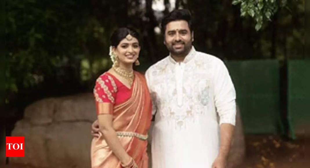 Nara Rohith Engaged to Co-Star Siree Lella