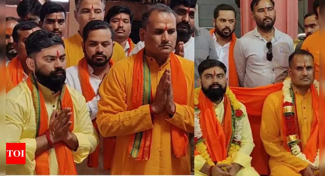 Gauri Lankesh ‘killers’ get hero’s welcome by Hindu outfit members in Karnataka’s Vijayapura, clip goes viral | Bengaluru News