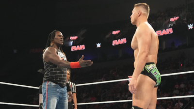 The Miz Exposes R-Truth's 'Good Guy' Facade After Brutal Attack on 10/14 RAW