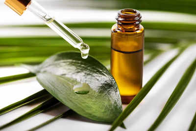 5 skin benefits of applying Tea Tree Oil