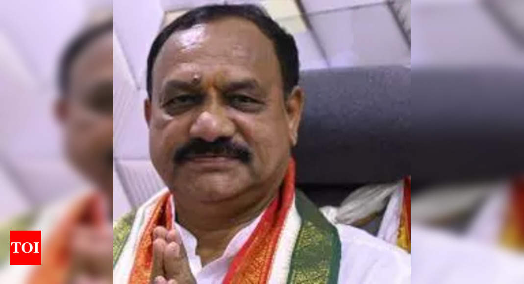 Telangana Congress: Telangana Congress Chief Urges Unity Among Medak Leaders Ahead of Key Elections | Hyderabad News