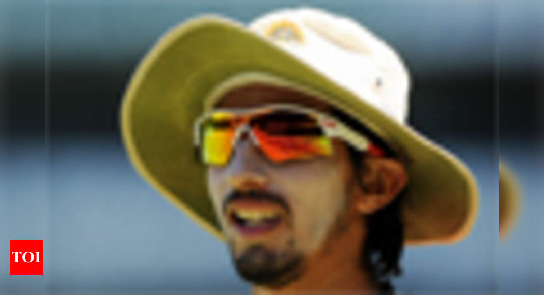 Now Ishant Sharma Shows Middle Finger To Fans Reports New