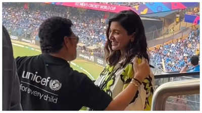 When Sachin Tendulkar congratulated Anushka Sharma after Virat Kohli scored his 50th century