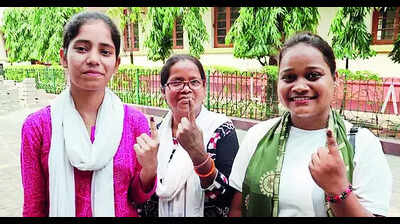 Young voters to decide fate of candidates in 6 E S’bhum seats