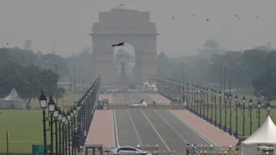 Delhi enters red zone as bad air quality amplifies city's winter woes