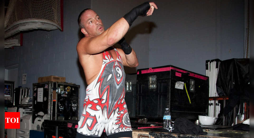 Katie Forbes, Rob Van Dam Launch Only Wrestlers