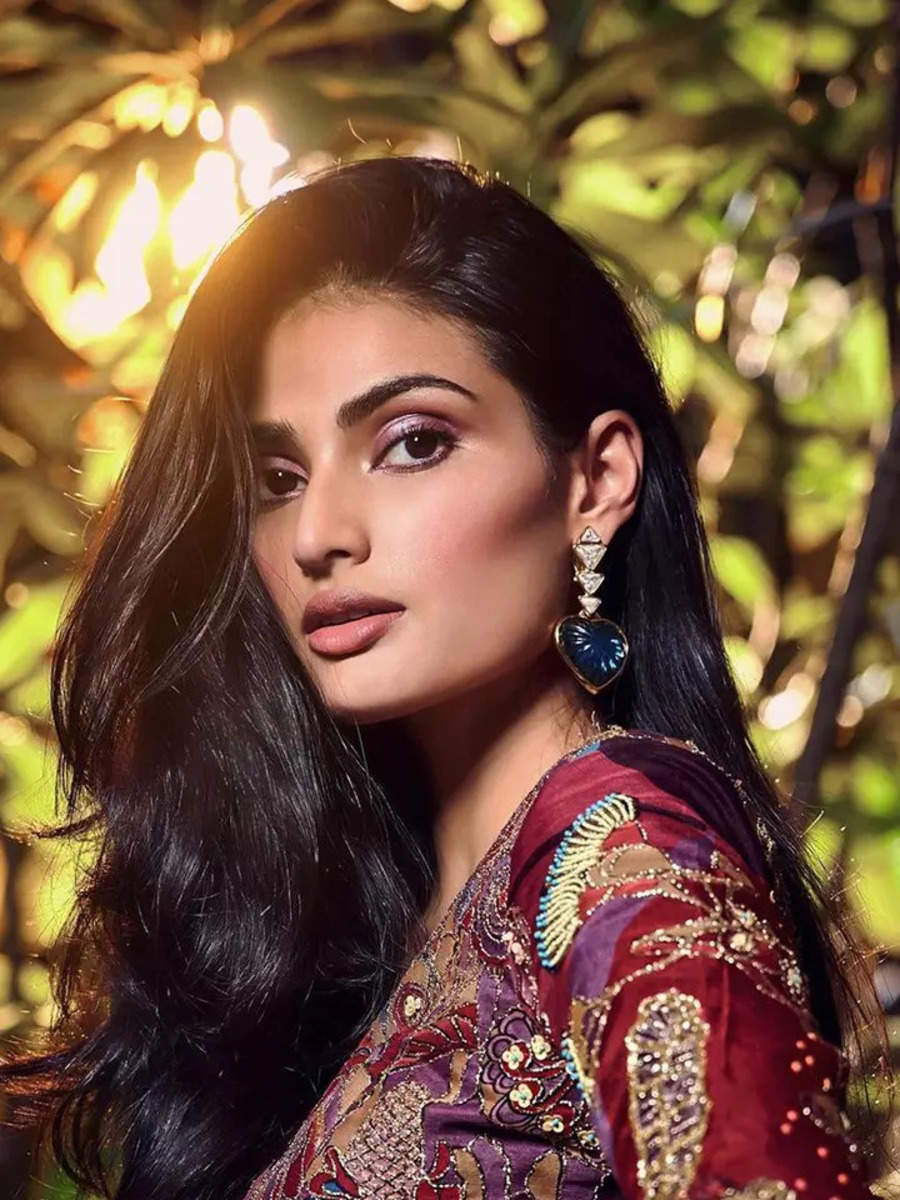 Athiya Shetty exudes elegance and charm in gorgeous lehengas | Times of ...