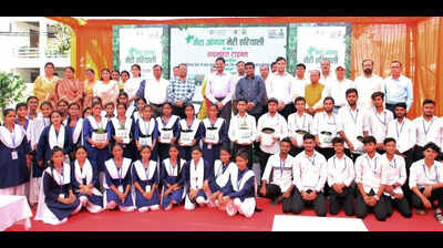 Aarogya Vatika: Students urged to plant trees