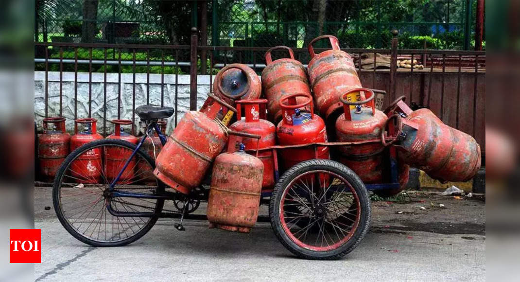 Free LPG cylinders for Diwali