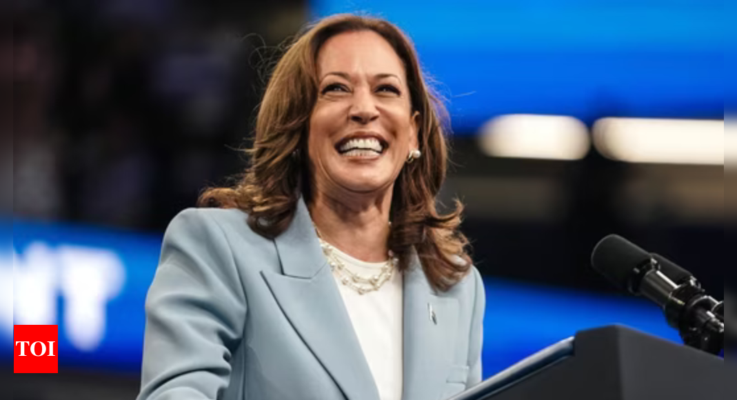 Kamala Harris Heckled at Wisconsin Rally