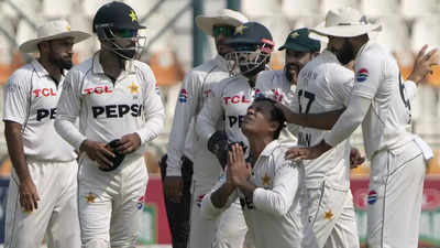 'Pehli dafa akal aayi': Pakistan's win over England in 2nd Test delights Basit Ali