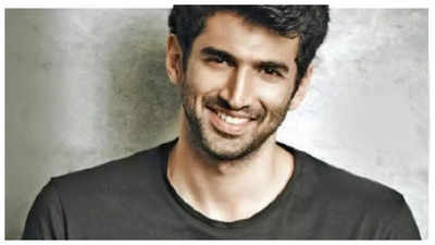 Aditya Roy Kapur opens up on his relationship status: ‘I’m bad with...'