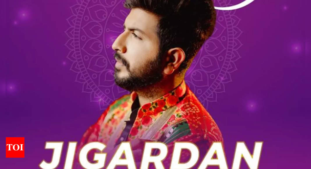 Jigardan Gadhvi heads to Canada for post-Navratri celebration – Times of India