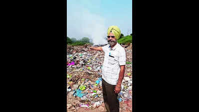 Garbage burning adds to Mohali's pollution problems