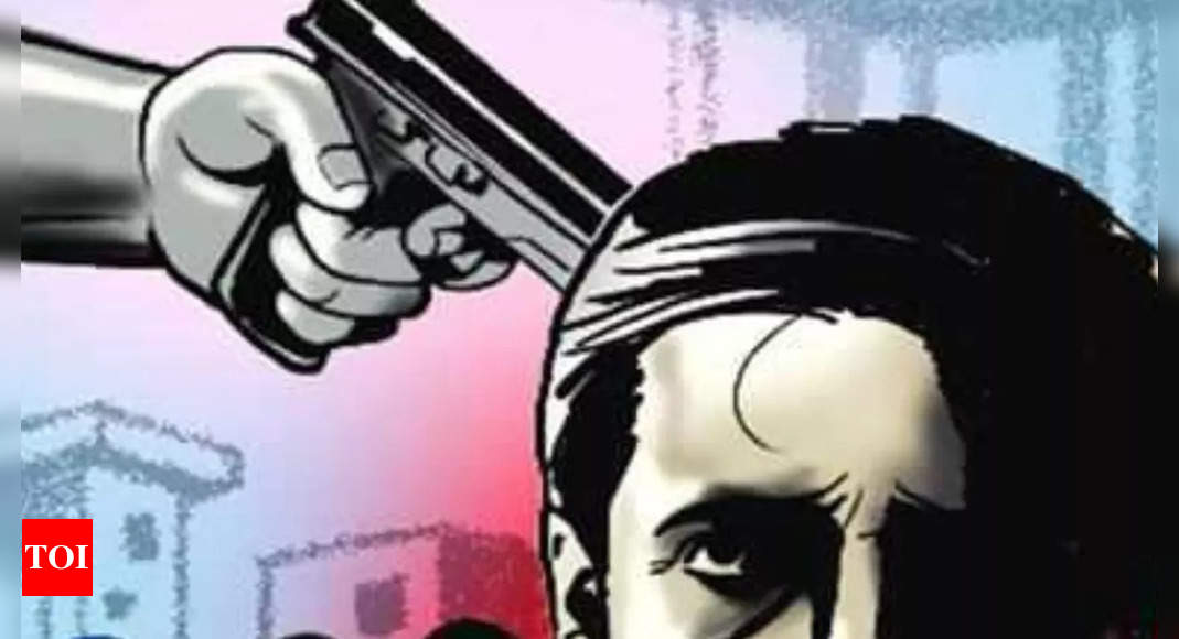 Heist in Delhi: Man Robbed of Rs 62 Lakh at Gunpoint by Masked Assailants | Delhi News