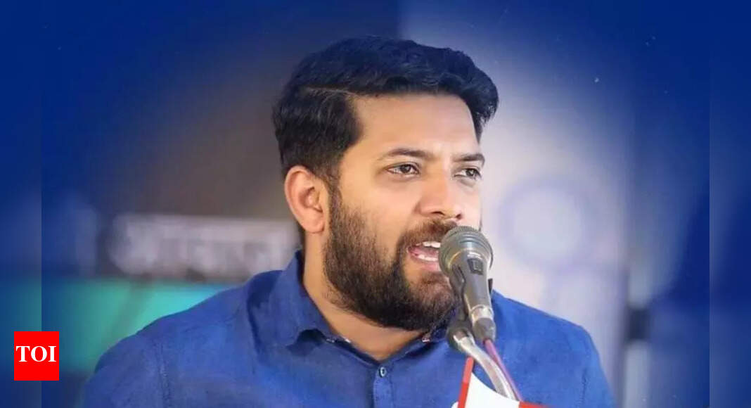 Congress Party: Shafi Defends Unity in Congress Amid Controversy Over ...