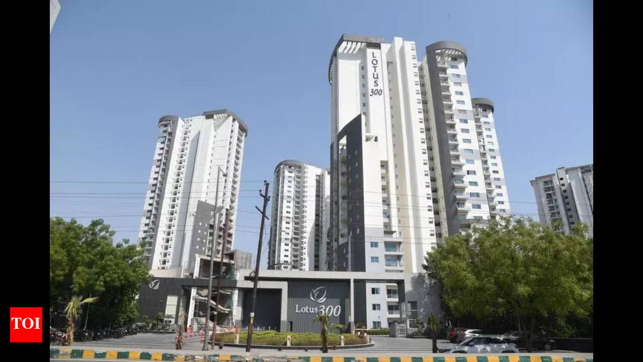 Tragic Accident: 10-Year-Old Boy Falls from 13th Floor