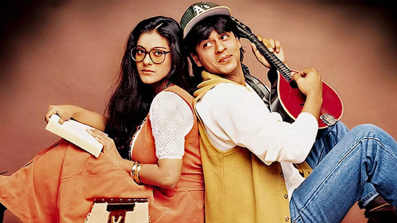 Kajol on what Raj and Simran of Dilwale Dulhania Le Jayenge might look like  in today's world: 'They would WhatsApp each other…' | Hindi Movie News -  Times of India