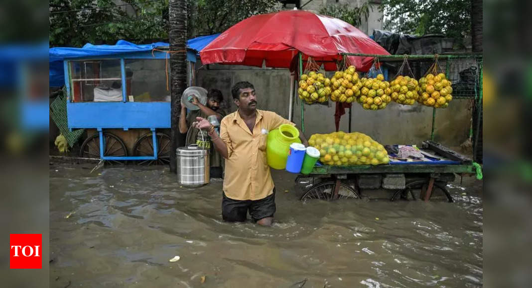 Bengaluru Flood Crisis: Deputy CM DK Shivakumar Criticized for Absent Leadership | Bengaluru News