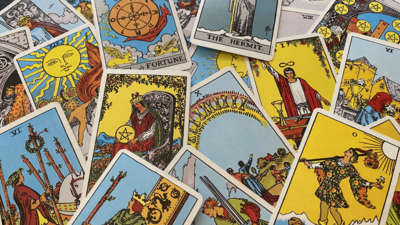 How to Read Tarot for Yourself Without Bias