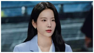 Jang Gyuri radiates confidence as a news anchor in the upcoming drama 'When the Phone Rings'