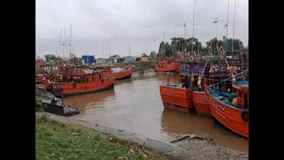 Cyclone Dana: Indian Navy's preparatory activities for HADR OPS