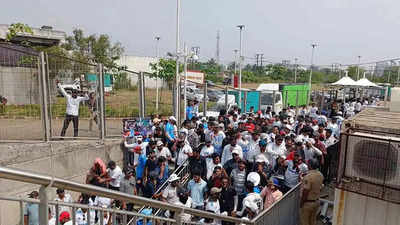 Fans get relief with adequate water supply on Day 2 of 2nd India-New Zealand Test in Pune