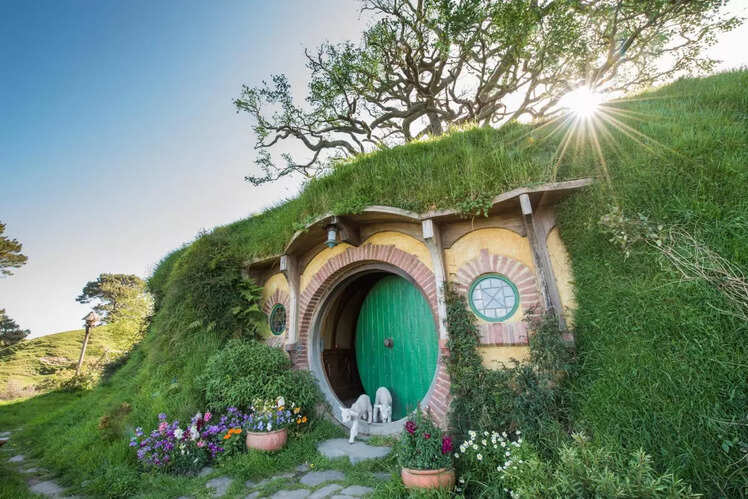 Visit the Hobbiton Movie Set 
