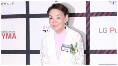 South Korean actress Kim Soo-mi has died of cardiac arrest at the age of 75