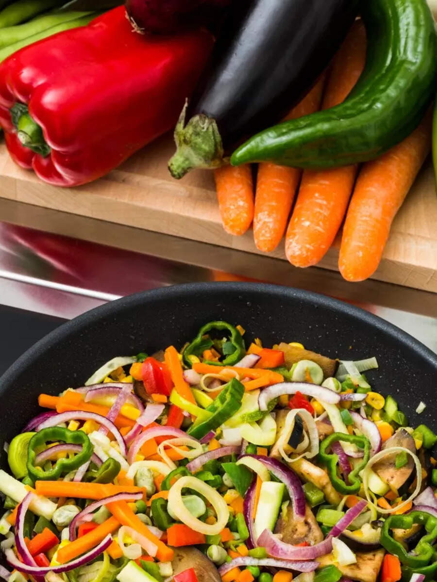 10 healthy foods which lose their nutrition when cooked Times of India
