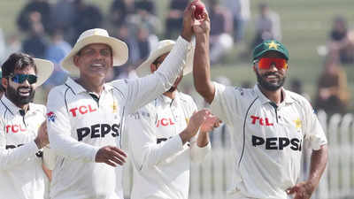 3rd Test: Pakistan crush England by nine wickets to win series 2-1